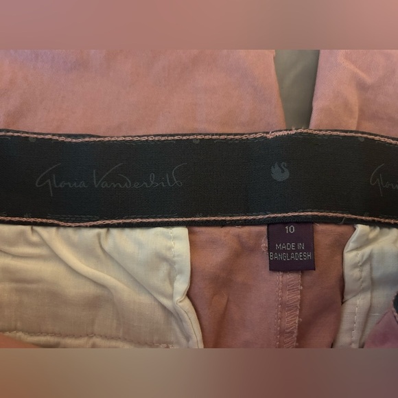 Gloria Vanderbilt Pink Capris - Picture 4 of 5